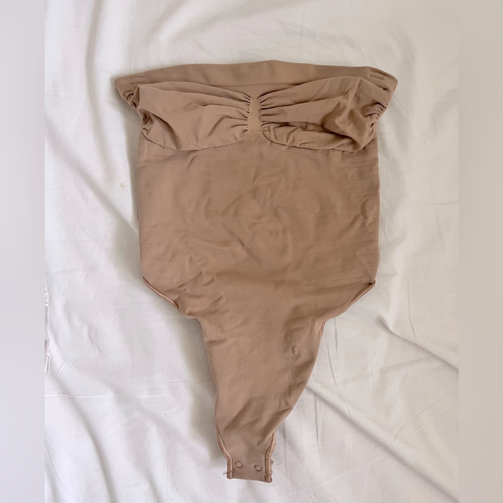 SKIMS strapless thong bodysuit sculpting